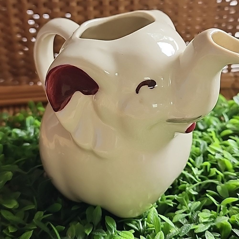 Vintage Shawnee Elephant Pitcher Creamer
